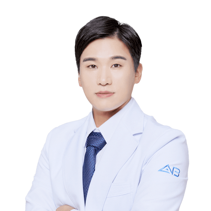 曹棟弼 院長