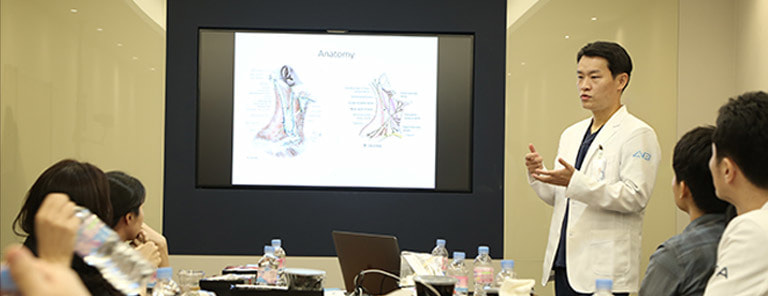 進行現場模擬研討會